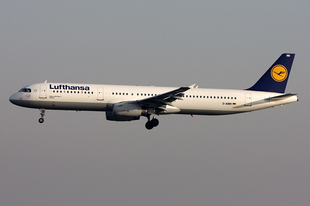 Lufthansa, D-AIRR, Airbus, A321-131, 02.04.2010, FRA, Frankfurt, Germany 

