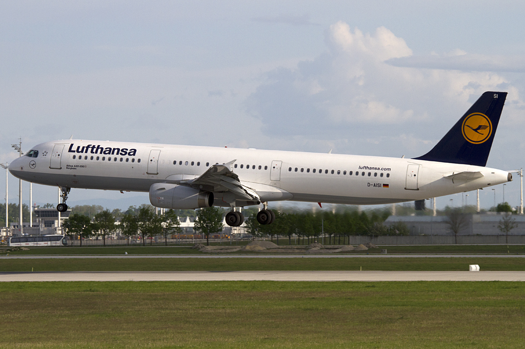 Lufthansa, D-AISI, Airbus, A321-231, 29.04.2011, MUC, Muenchen, Germany 





