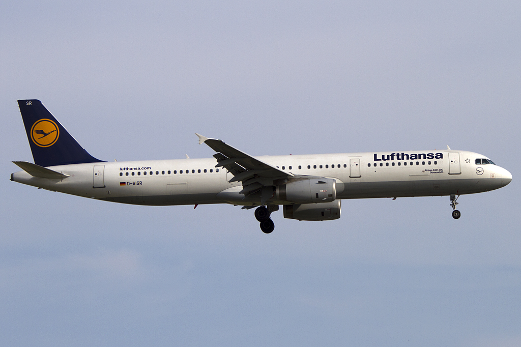 Lufthansa, D-AISR, Airbus, A321-231, 16.06.2011, BCN, Barcelona, Spain



