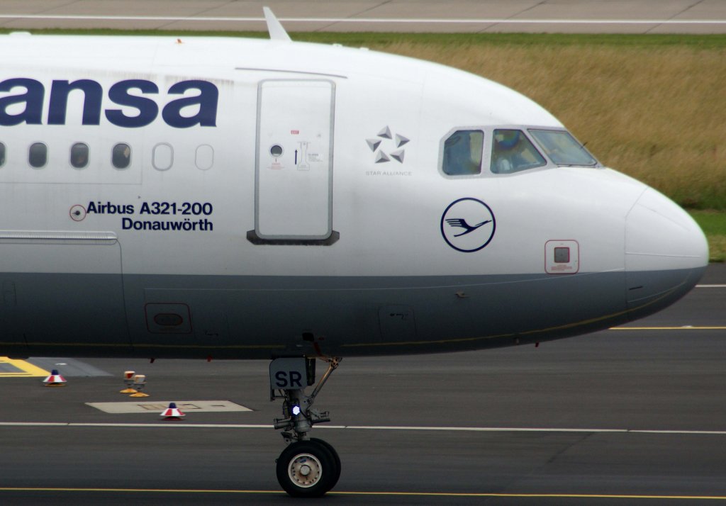 Lufthansa, D-AISR  Donauwörth , Airbus, A 321-200 (Bug/Nose), 01.07.2013, DUS-EDDL, Düsseldorf, Germany 