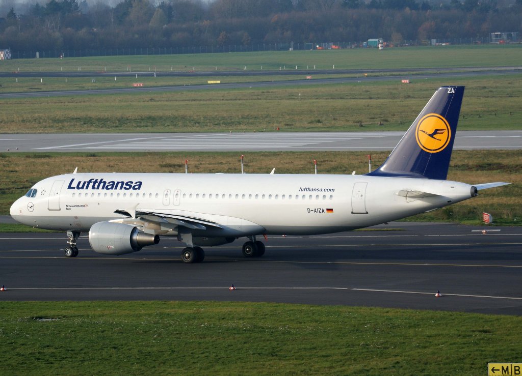 Lufthansa, D-AIZA, Airbus A 320-200  Trier  (Sticker-lufthansa.com), 2010.11.21, DUS-EDDL, Dsseldorf, Germany 

