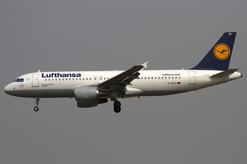 Lufthansa, D-AIZC, Airbus, A320-214, 08.09.2012, BCN, Barcelona, Spain 



