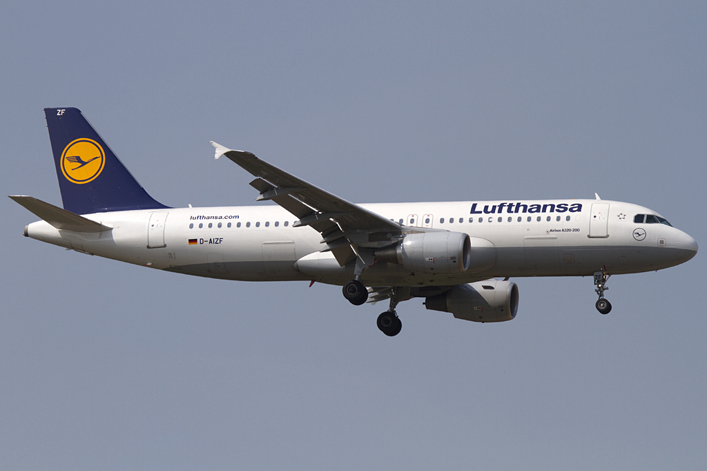Lufthansa, D-AIZF, Airbus, A320-214, 24.04.2011, FRA, Frankfurt, Germany 




