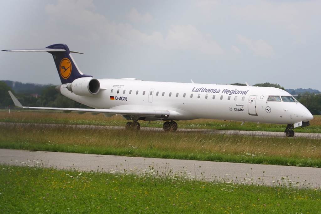 Lufthansa Regional (CityLine) 
Canadair Regional Jet CRJ701ER
D-ACPJ
Friedrichshafen (FDH)
06.08.10