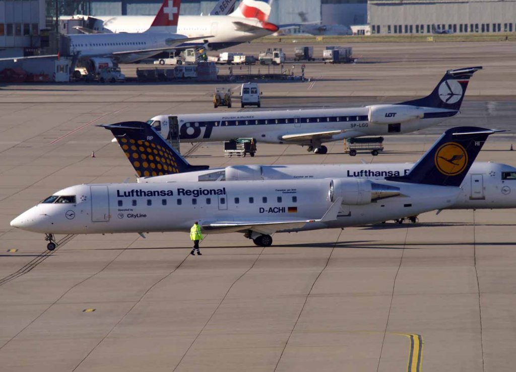 Lufthansa Regional (CityLine), D-ACHI (Deidesheim), Bombardier CRJ-200 LR, 2008.02.09, DUS, Dsseldorf, Germany