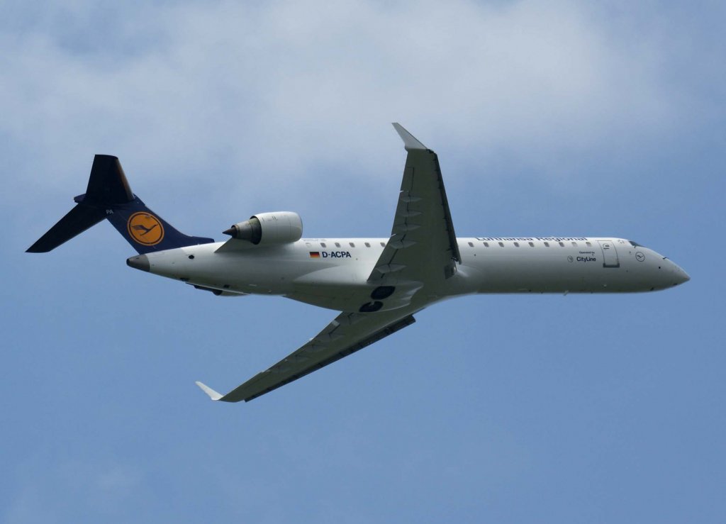Lufthansa Regional (CityLine), D-ACPA (Westerland/Sylt), Bombardier CRJ-700 ER, 2009.05.13, DUS, Dsseldorf, Germany