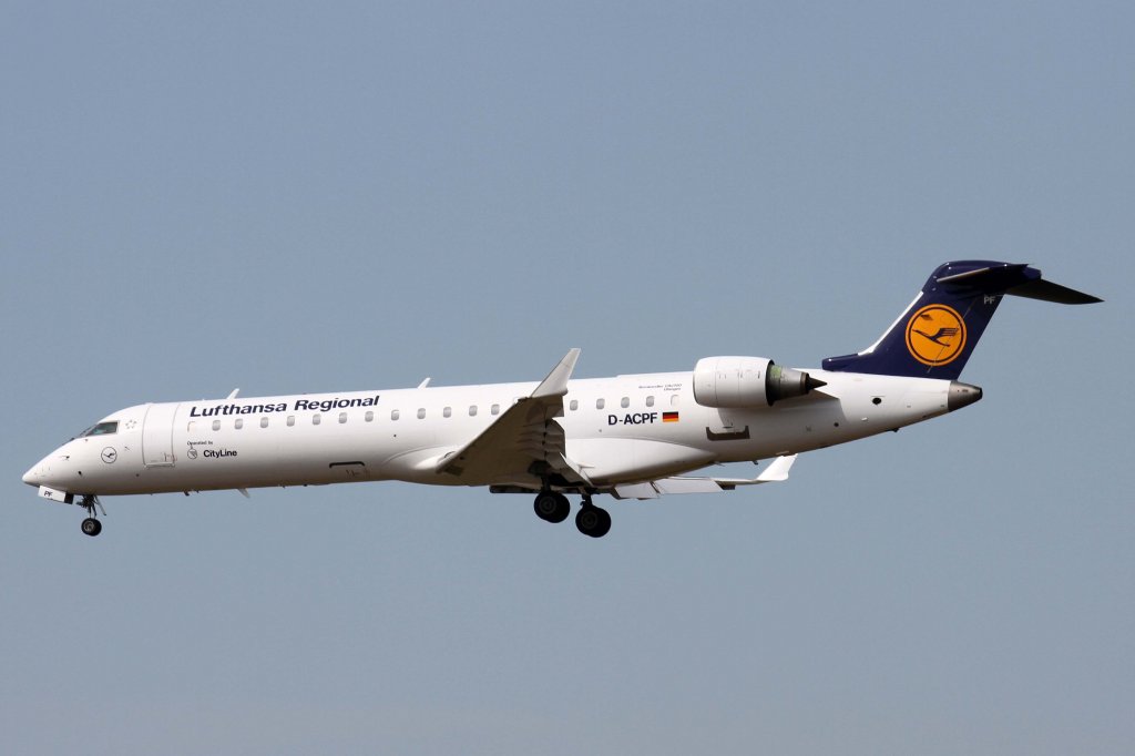 Lufthansa Regional (CityLine), D-ACPF  Uhingen , Bombardier, CRJ-700 ER, 12.09.2012, FRA-EDDF, Frankfurt, Germany

