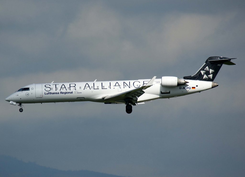 Lufthansa Regional (CityLine), D-ACPQ  Lbbecke , Bombardier, CRJ-700 ER (StarAlliance-Lackierung), 10.09.2011, FRA-EDDF, Frankfurt, Germany