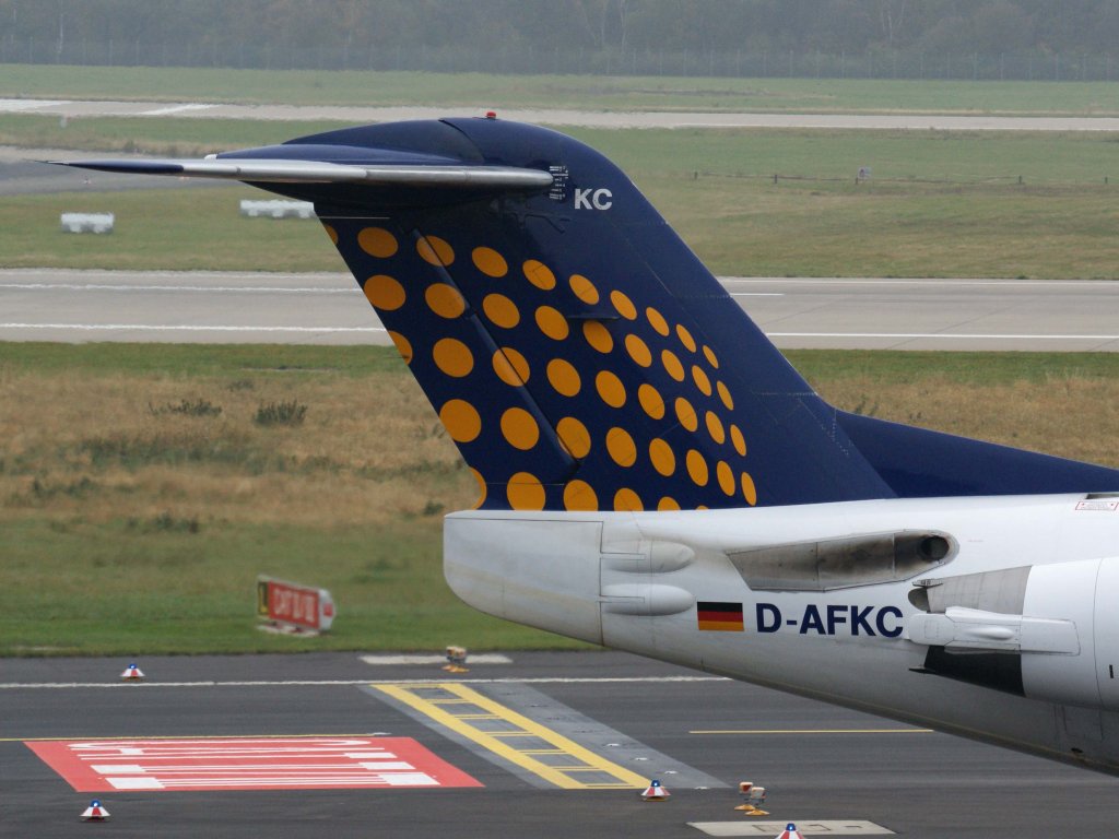 Lufthansa Regional (Contact Air), D-AFKC  ohne Namen , Fokker, 100 (Seitenleitwerk/Tail), 13.11.2011, DUS-EDDL, Dsseldorf, Germany 