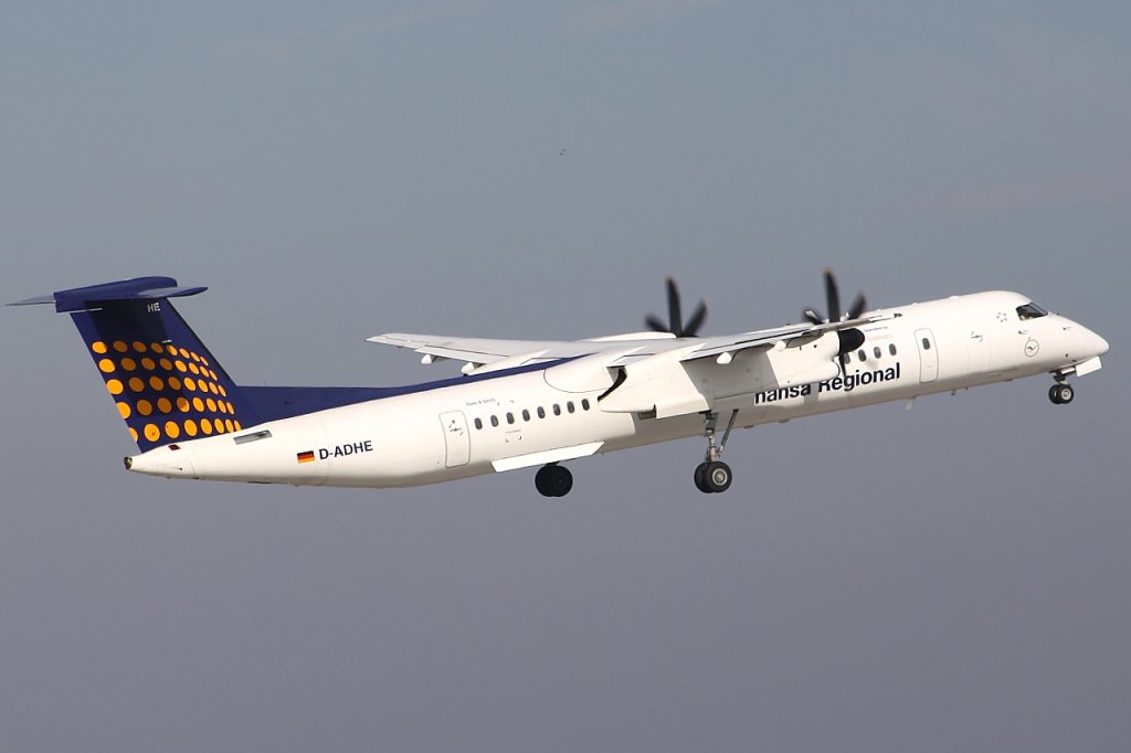 Lufthansa Regional 
De Havilland Canada DHC-8-402Q
D-ADHE 
STR Stuttgart [Echterdingen], Germany
26.02.11