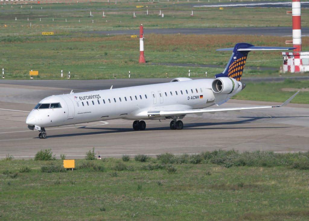 Lufthansa Regional (Eurowings) Canadair Regjet CRJ900LR D-ACNH bei der Ankunft in Berlin-Tegel am 22.08.2010