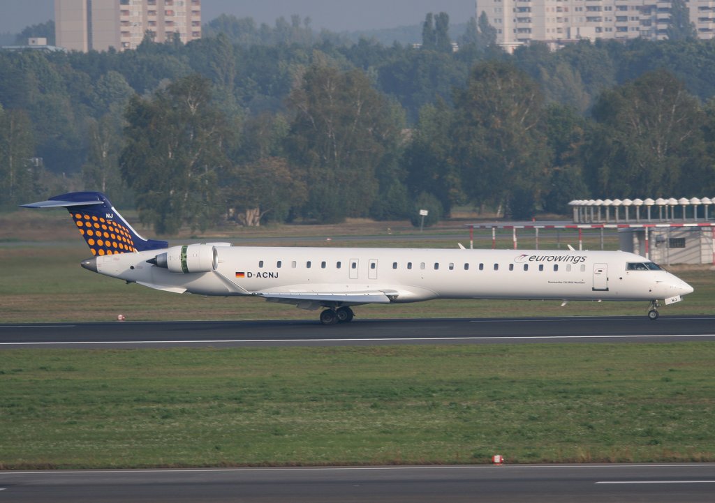 Lufthansa Regional (Eurowings) Canadair Regjet CRJ900 LR D-ACNJ nach der Landung in Berlin-Tegel am 03.10.2010