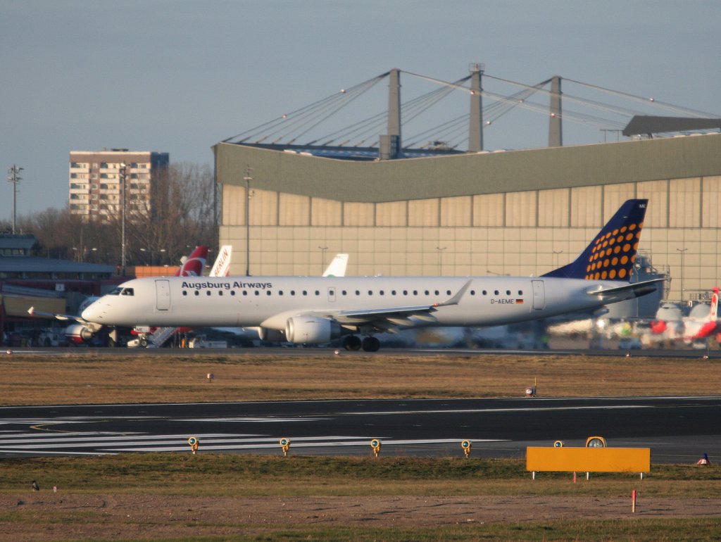 Lufthansa Regional(Augsburg Airways) Embraer ERJ-195LR D-AEME bei der nkuunft in Berlin-Tegel am 12.02.2011
