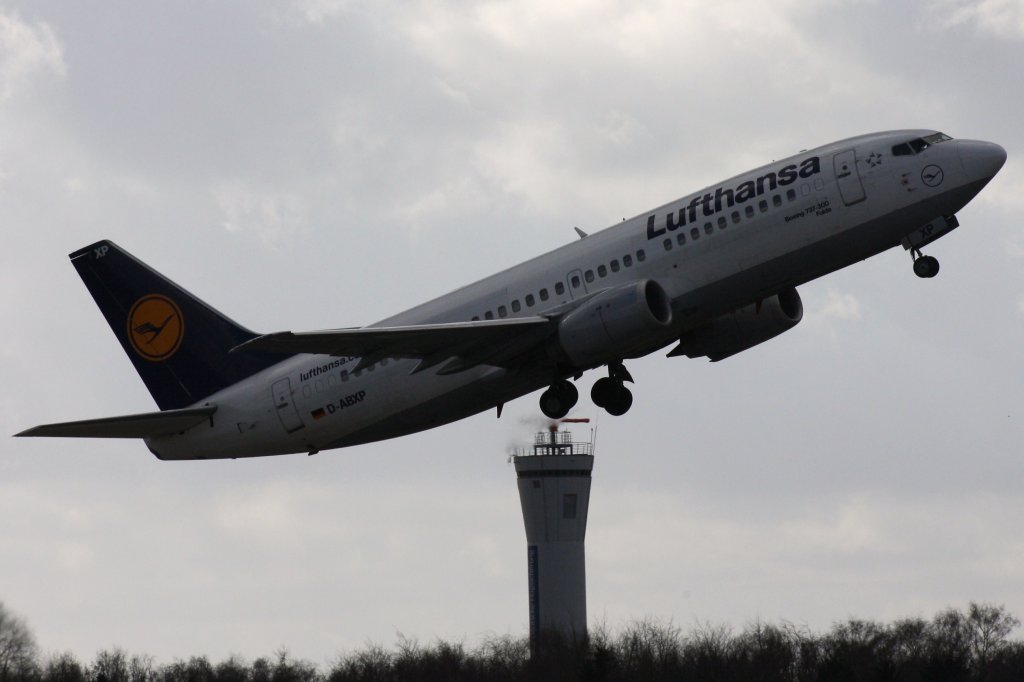 Lufthansa,D-ABXP,(c/n 23874),Boeing 737-330,08.03.2012,HAM-EDDH,Hamburg,Germany