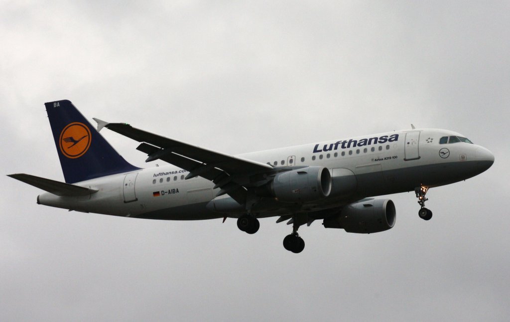 Lufthansa,D-AIBA,Airbus A319-112,02.01.2012,HAM-EDDH,Hamburg,Germany