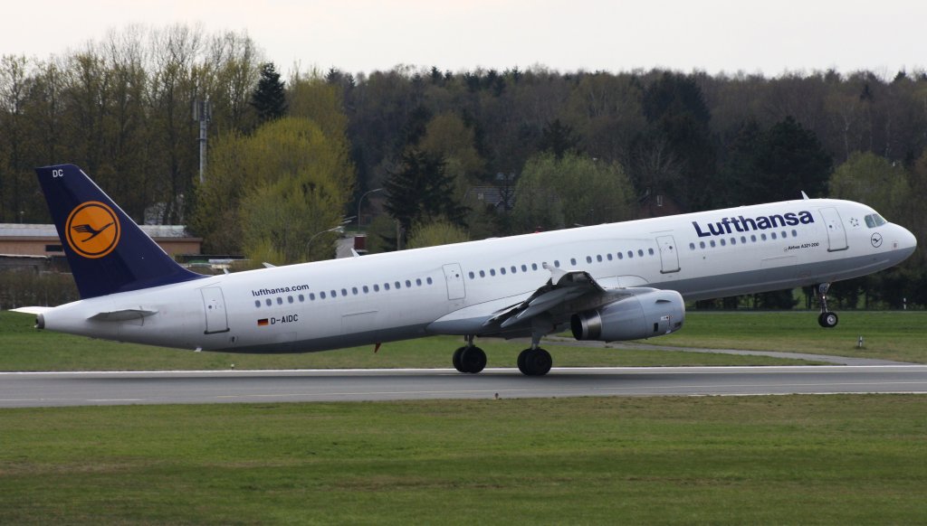 Lufthansa,D-AIDC,(c/n 4560),Airbus A321-231,15.04.2012,HAM-EDDH,Hamburg,Germany