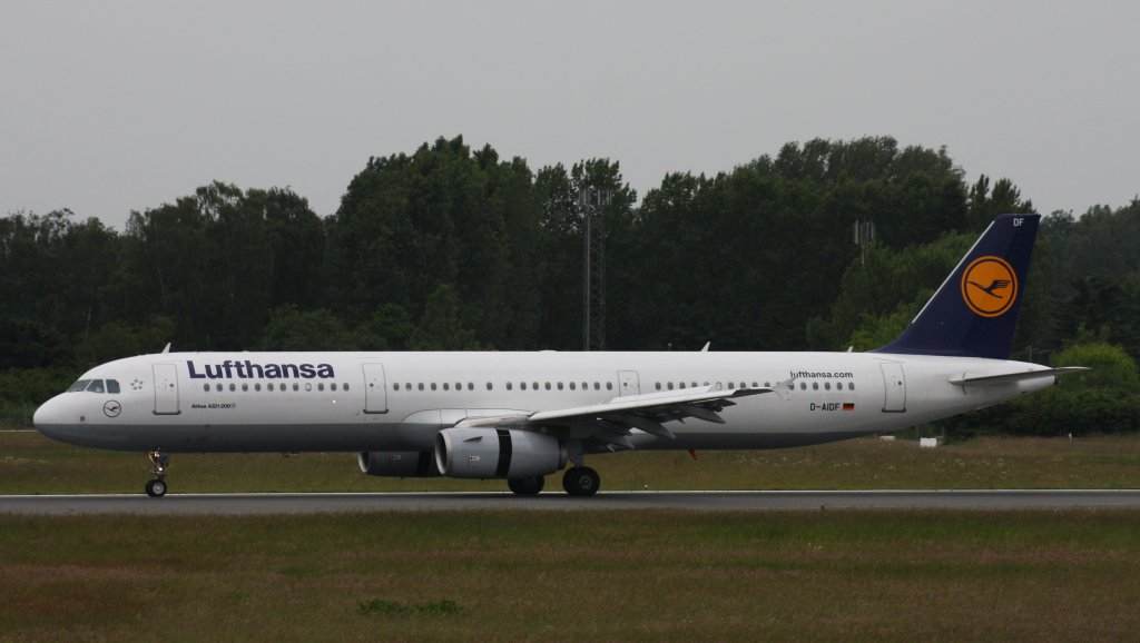 Lufthansa,D-AIDF,(c/n4626),Airbus A321-231,15.06.2012,HAM-EDDH,Hamburg,Germany