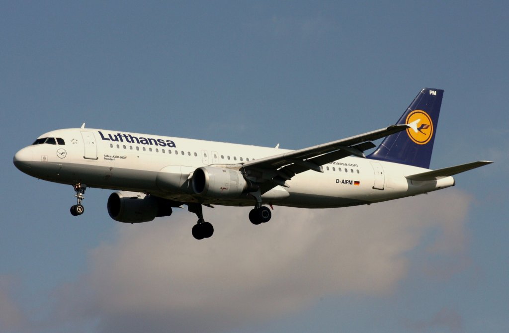 Lufthansa,D-AIPM,(c/n104),Airbus A320-211,05.05.2013,HAM-EDDH,HAM-EDDH,Hamburg,Germany
