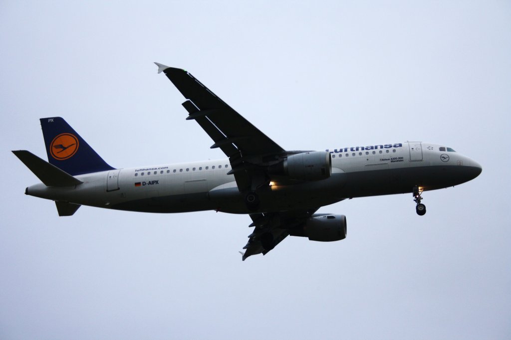 Lufthansa,D-AIPX,(c/n147),Airbus A320-211,13.11.2012,HAM-EDDH,Hamburg,Germany