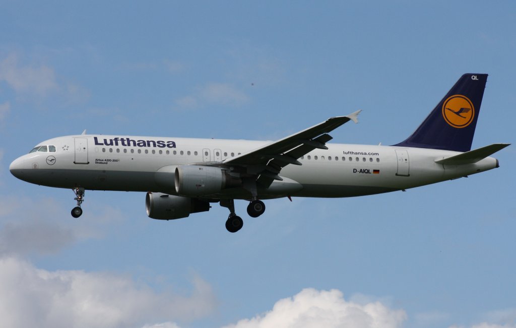 Lufthansa,D-AIQL,(c/n267),Airbus A320-211,22.07.2012,HAM-EDDH,Hamburg,Germany