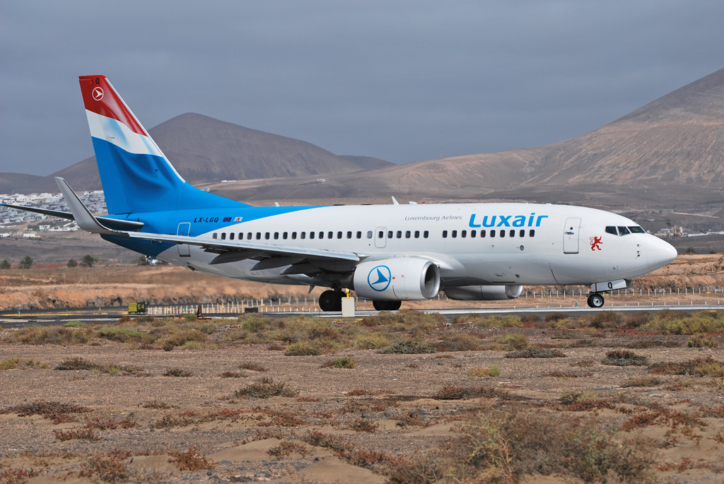 Luxair 737-700 LX-LGQ kurz vor dem Start in ACE am 30.08.2009