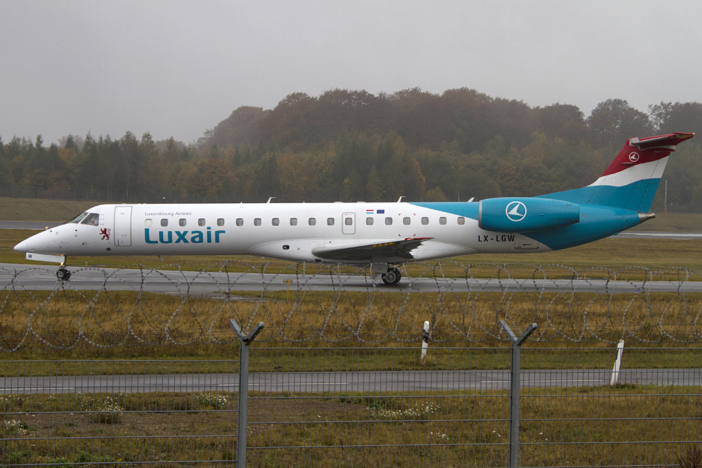 Luxair, LX-LGW, Embraer, ERJ-145, 30.10.2011, LUX, Luxemburg, Luxembourg



