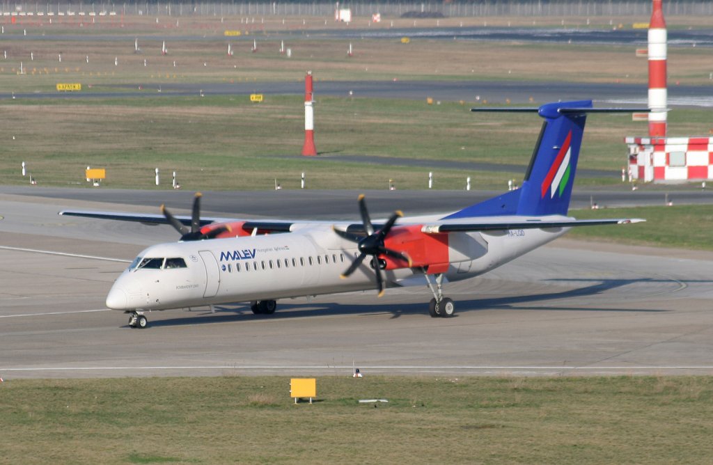 Malev De Havilland Canada DHC-8-402Q HA-LQD bei der Ankunft in Berlin-Tegel am 02.04.2010