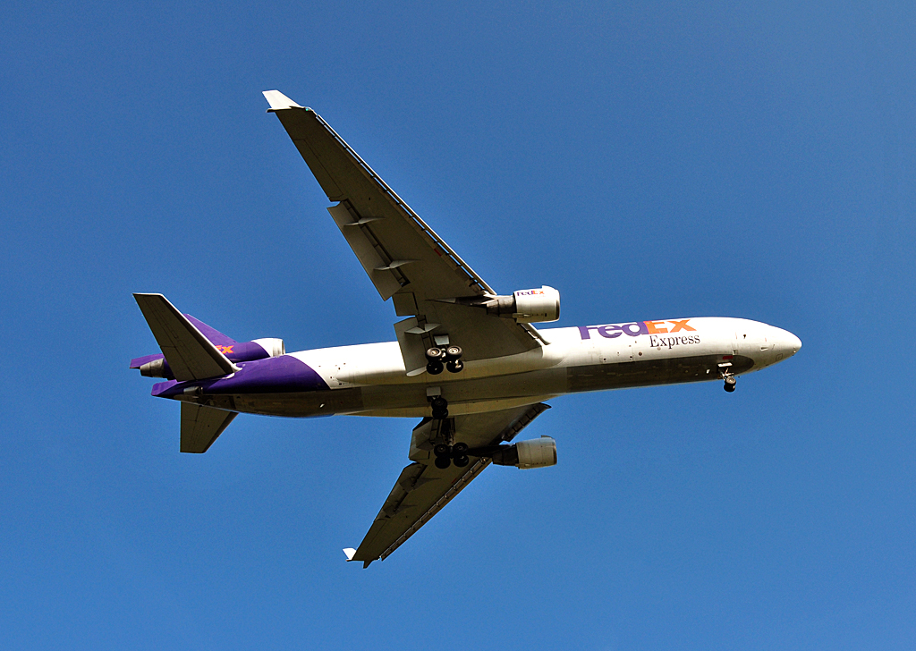MD 11F der FedEx im Anflug auf Kln-Bonn - 21.10.2011