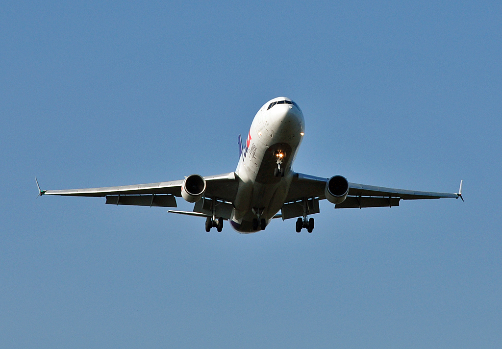 MD 11F der FedExpress, N631FE im Anflug auf Kln-Bonn - 21.10.2011