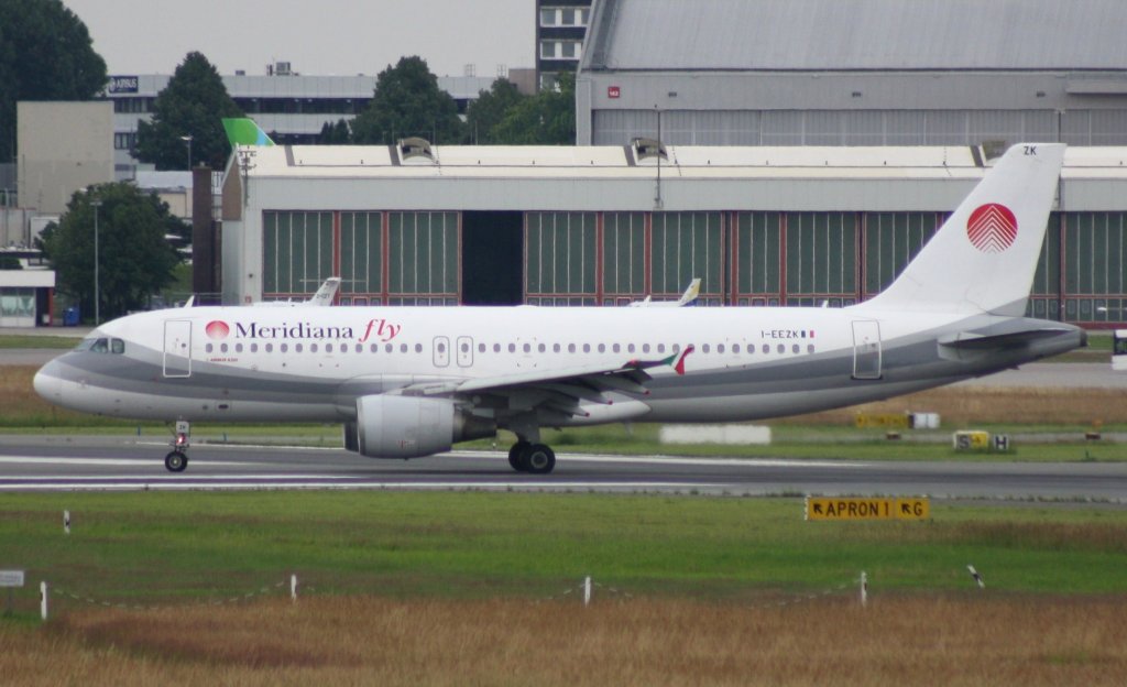 Meridiana Fly,I-EEZK,(c/n1125),Airbus A320-214,07.07.2012,HAM-EDDH,Hamburg,Germany