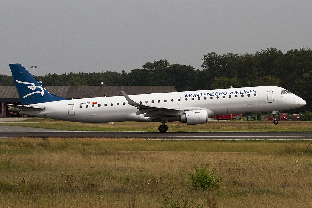 Montenegro Airlines, 4O-AOB, Embraer, ERJ-195, 21.08.2012, FRA, Frankfurt, Germany 




