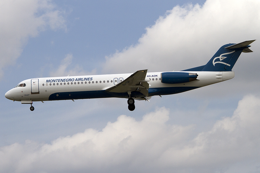 Montenegro Airlines, 4O-AOK, Fokker, F-100, 18.07.2012, FRA, Frankfurt, Germany



