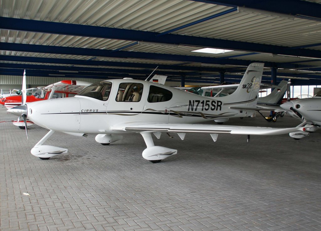 N715SR, Cirrus SR-22, 09.07.2011, EDLS, Stadtlohn-Vreden, Germany 

