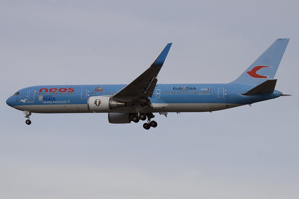 Neos, EI-DMJ, Boeing, B737-306ER, 27.02.2010, MXP, Mailand, Italy 


