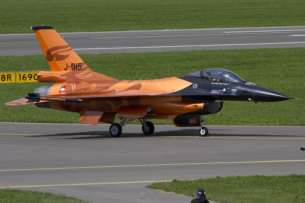 Netherlands - Air Force, J-015, General Dynamics, F-16AM Fighting Falcon, 01.07.2011, LOXZ, Zeltweg, Austria


