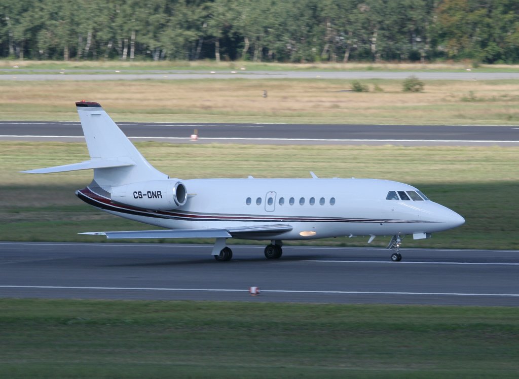 NetJets Europe Dassault Falcon 2000 CS-DNR beim Start in ´Berlin-Tegel am 05.09.2010