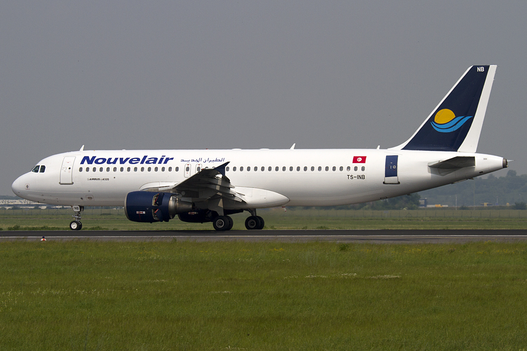 Nouvelair, TS-INB, Airbus, A320-214, 11.06.2010, SXF, Berlin-Schnefeld, Germany



