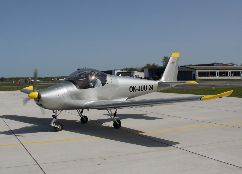 OK-JUU24, Kappa KP-2 U Sova, 10.04.2011, EDLD, Dinslaken Schwarze-Heide, Germany

