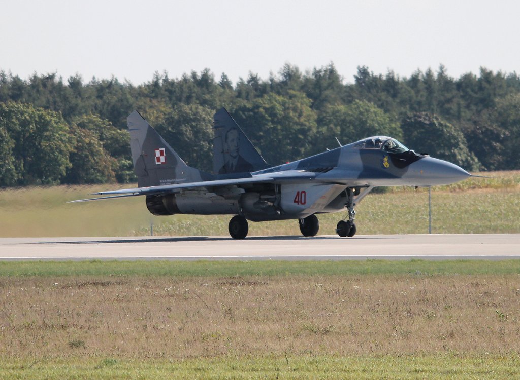 Poland Air Force Mig-29A 40 bei der Ankunft auf der ILA 2012 am 14.09.2012