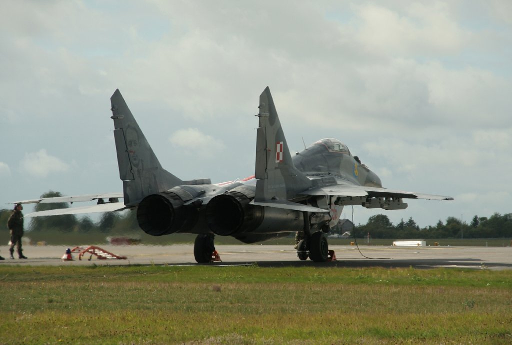 Poland Air Force Mig-29A 56 beim Anlassen der Triebwerke am 15.09.2012 auf der ILA 2012