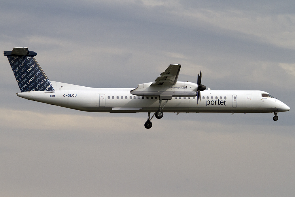 Porter Airlines, C-GLQJ, Bombardier, DHC-8-402Q Dash 8, 25.08.2011, YUL, Montreal, Canada



