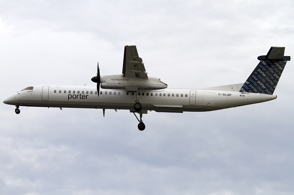 Porter Airlines, C-GLQP, Bombardier, DHC-8-402Q Dash 8, 25.08.2011, YUL, Montreal, Canada


