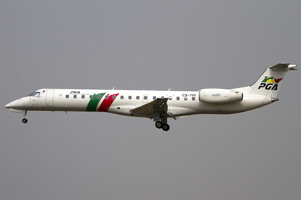 Portugalia Airlines, CS-TPI, Embraer, ERJ-145, 08.09.2012, BCN, Barcelona, Spain 




