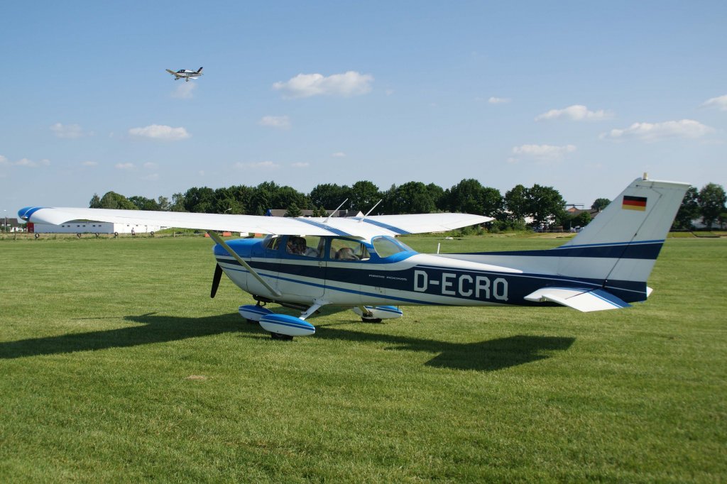 Privat, D-ECRQ, Cessna, FR 172 H Rocket, 27.05.2012, EDLG, Goch (Asperden), Germany