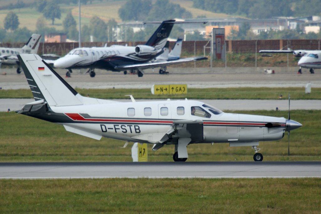 Privat, D-FSTB, Socata, TBM-700, 05.09.2012, STR-EDDS, Stuttgart, Germany