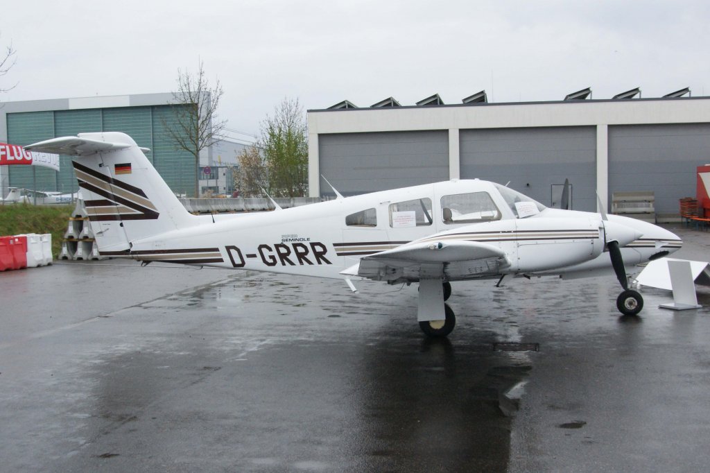 Privat, D-GRRR, Piper, PA-44-180 T Turbo Seminole, 18.04.2012, Aero 2012 (EDNY-FDH), Friedrichshafen, Germany