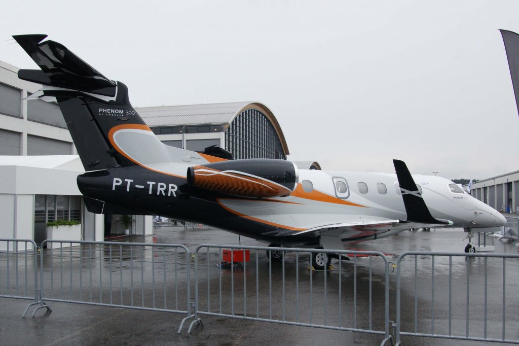 Privat, PT-TRR, Embraer, Phenom 300, 18.04.2012, Aero 2012 (EDNY-FDH), Friedrichshafen, Germany