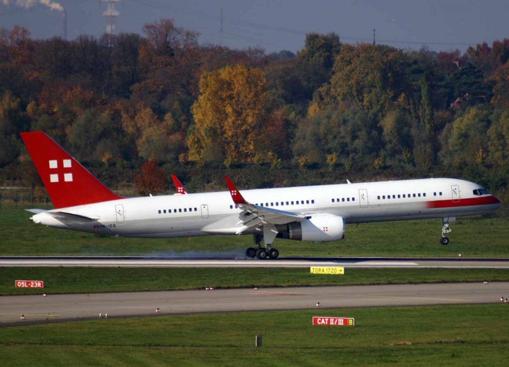 Privatair S.A. (Schweiz), HB-IEE, Boeing 757-200 ET, 2007.10.23, DUS, Dsseldorf, Germany