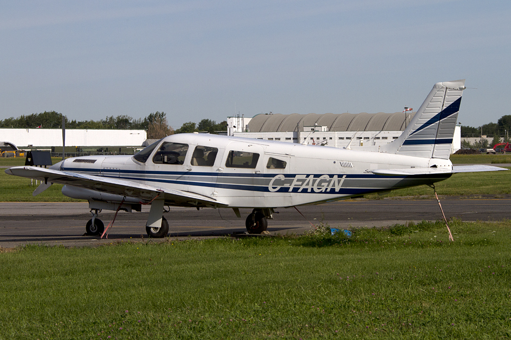 Private, C-FAGN, Piper, PA-32R-301T Turbo Saratoga, 31.08.2011, YHU, Montreal-St.Hubert, Canada


