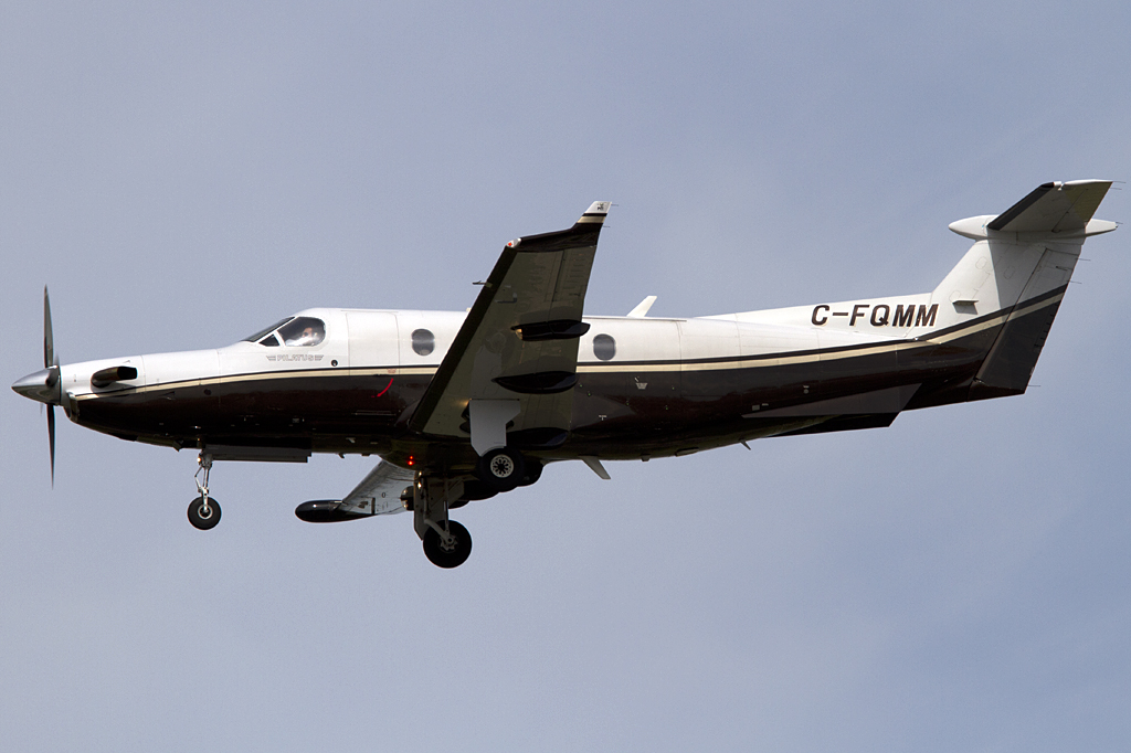 Private, C-FQMM, Pilatus, PC-12-45, 25.08.2011, YUL, Montreal, Canada 



